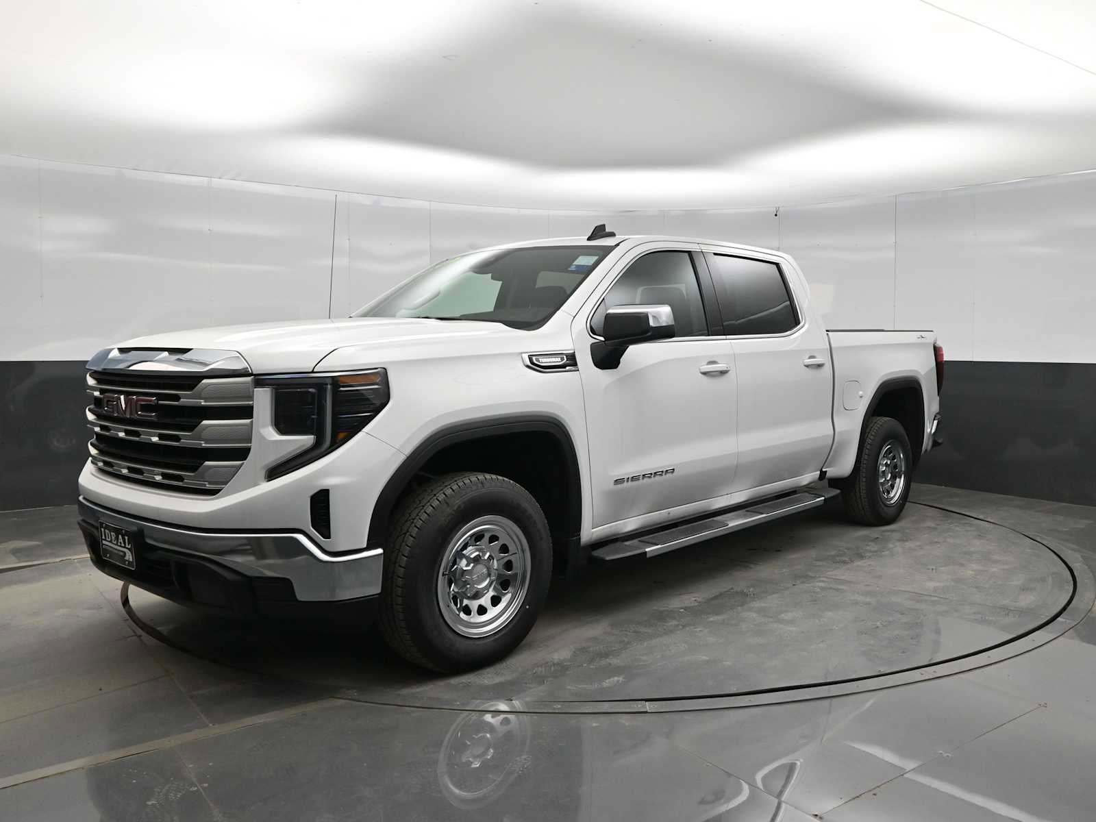 New 2026 GMC Sierra 1500 SLE w/ Preferred Package image 4