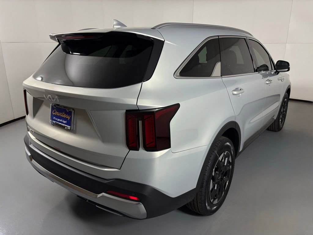 New 2026 Kia Sorento S w/ S Panoramic Sunroof Package image 10