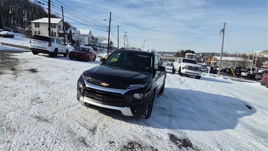 Used 2023 Chevrolet TrailBlazer LT w/ Convenience Package image 4