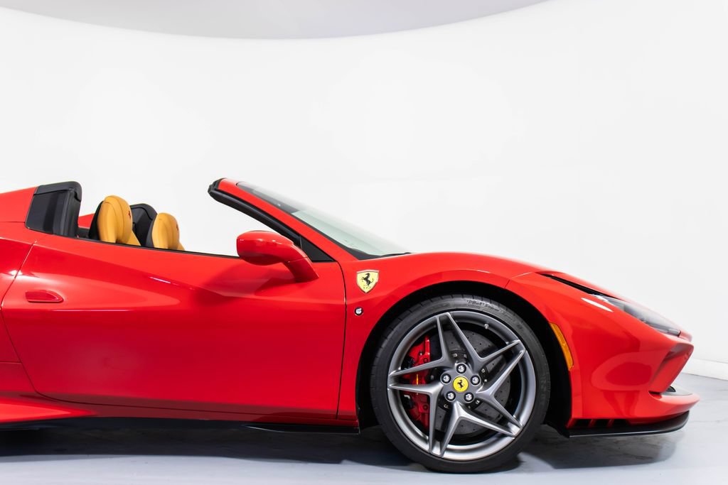 Certified 2023 Ferrari F8 Tributo RWD image 17
