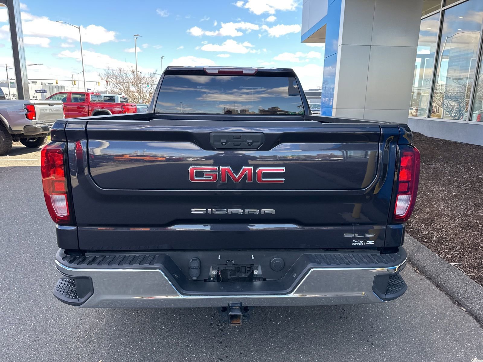 Used 2022 GMC Sierra 1500 SLE image 6