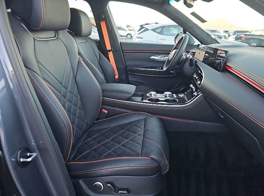 Used 2026 Genesis GV70 3.5T Sport Prestige image 9