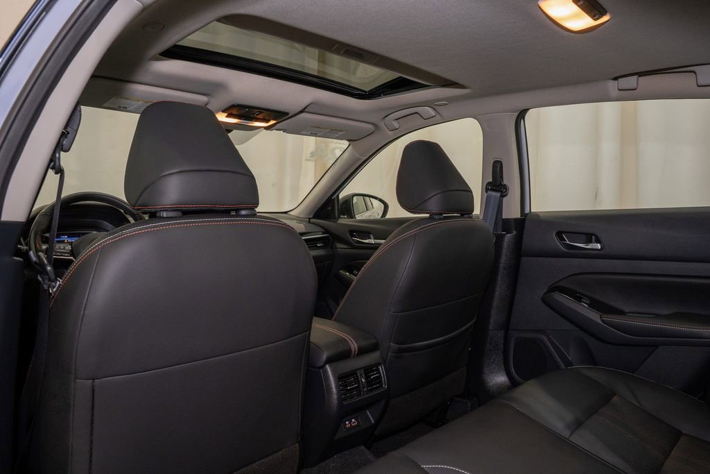 Certified 2024 Nissan Altima 2.0 SR image 9