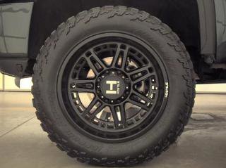 Used 2022 GMC Sierra 2500 Denali w/ Denali Ultimate Package AWD/4WD image 15