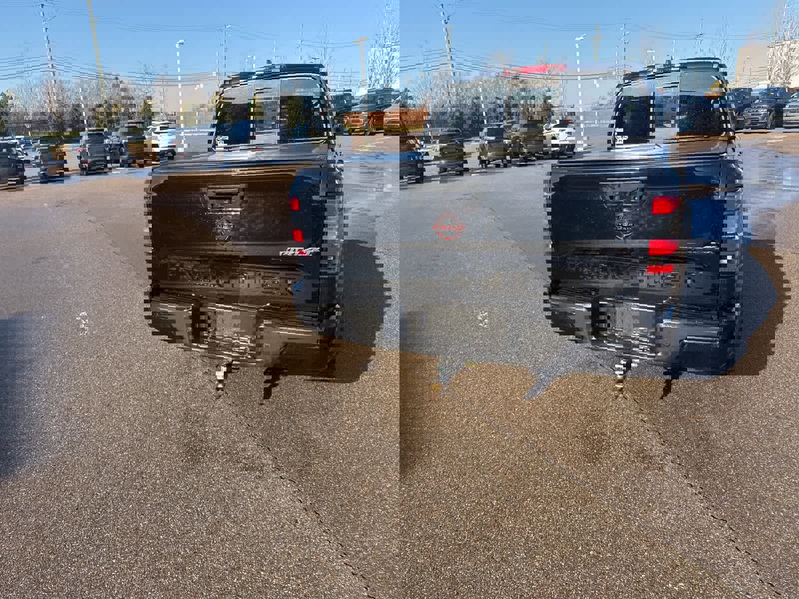 Used 2022 Nissan Frontier PRO-4X w/ Pro-4X Premium Package image 15