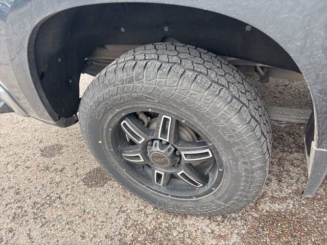 Used 2019 Chevrolet Silverado 1500 LTZ w/ LTZ Plus Package AWD/4WD image 13
