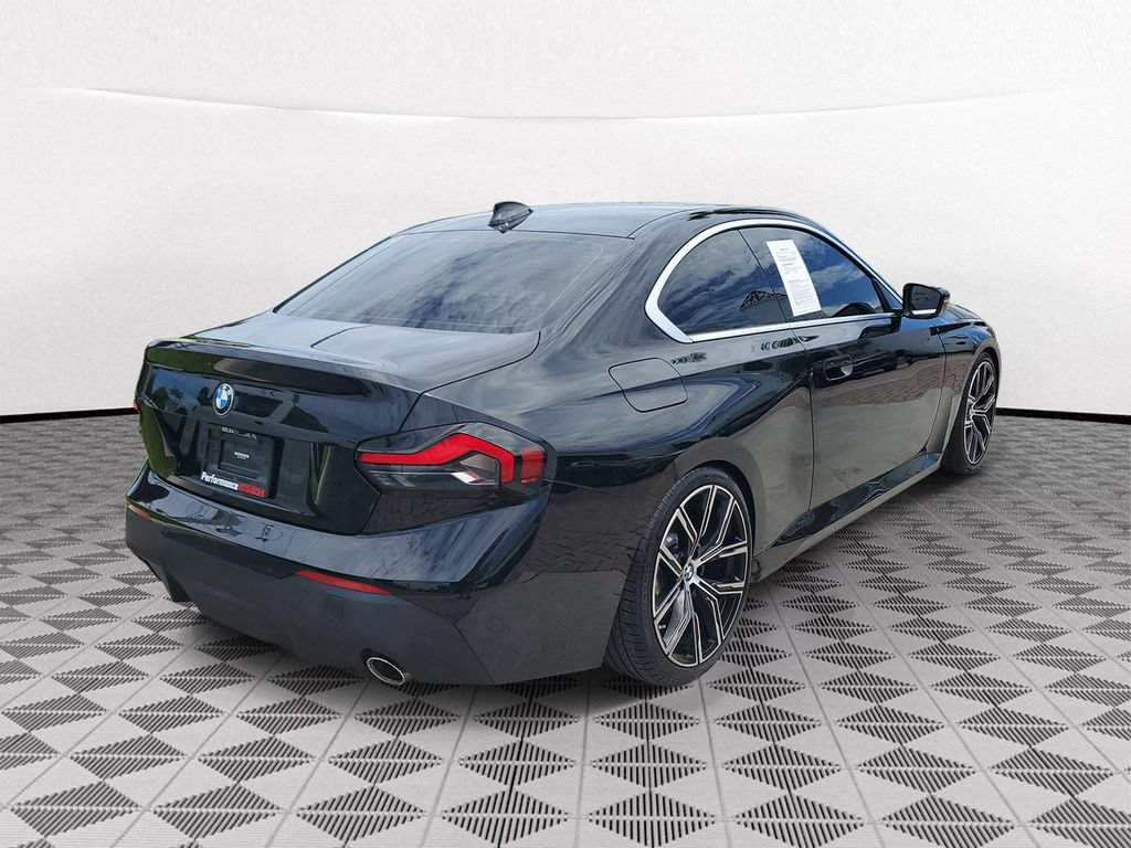 Used 2022 BMW 230i Coupe w/ Convenience Package RWD image 4