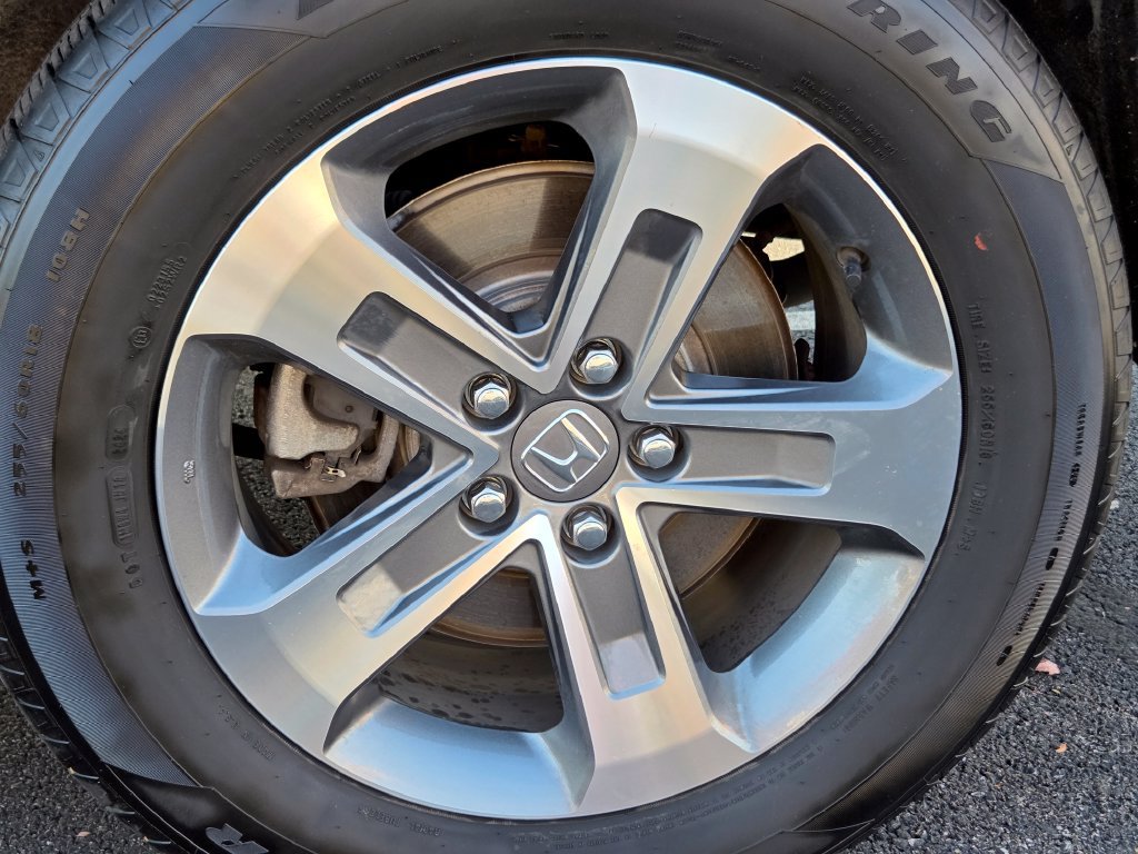Certified 2024 Honda Pilot EX-L image 17
