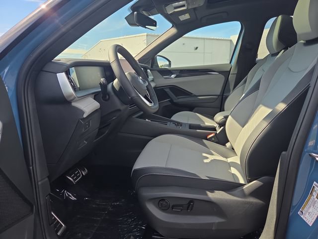New 2026 Volkswagen Tiguan SE R-Line AWD/4WD image 17