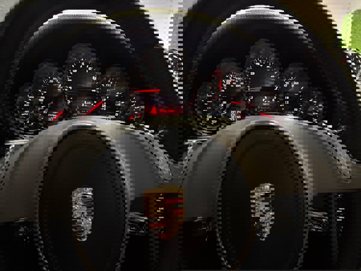 Used 2010 Porsche 911 Carrera image 15