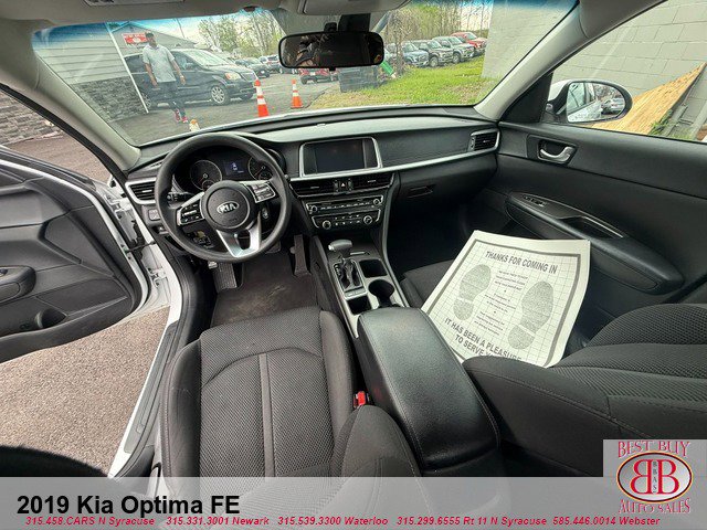 Used 2019 Kia Optima LX FWD image 12