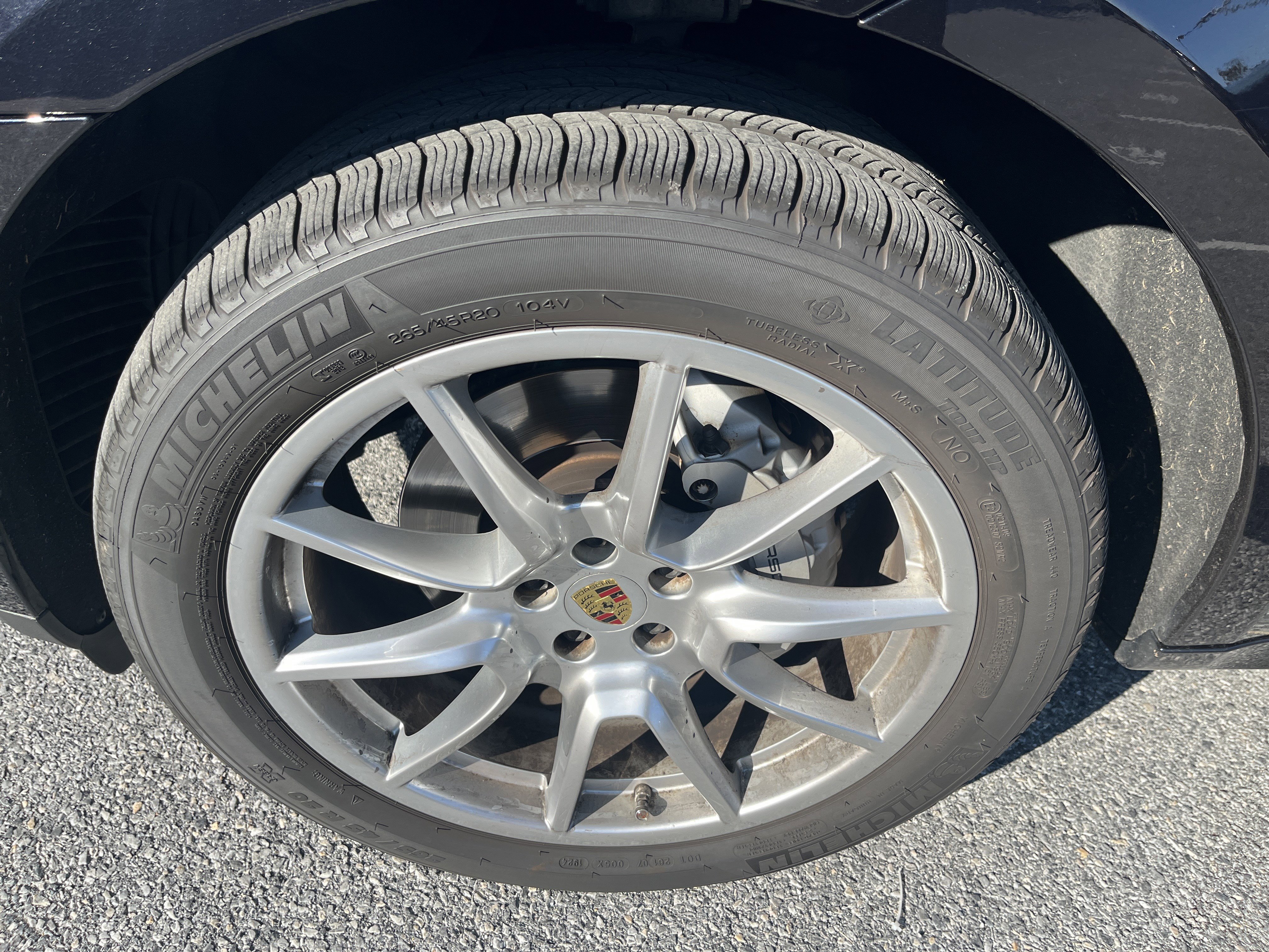 Used 2017 Porsche Macan S image 10