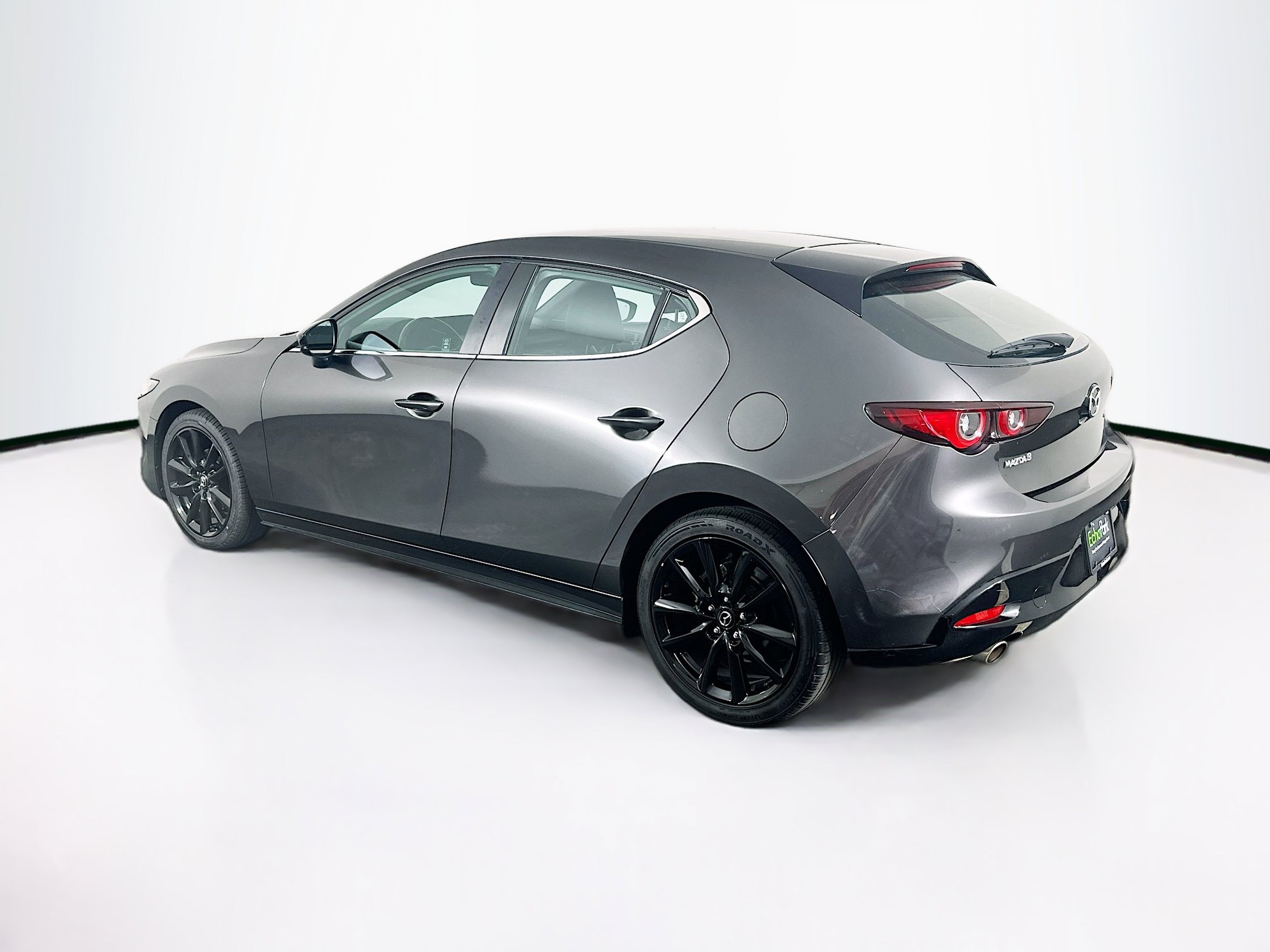 Used 2024 MAZDA MAZDA3 s FWD image 5