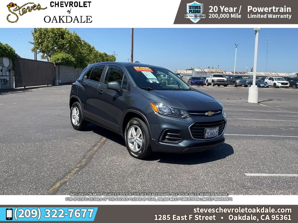 Certified 2022 Chevrolet Trax LS w/ Tint and Cruise Package AWD/4WD image 3