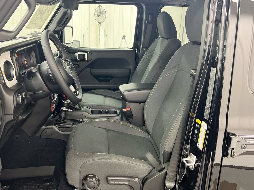 New 2026 Jeep Wrangler Unlimited Sport AWD/4WD image 18
