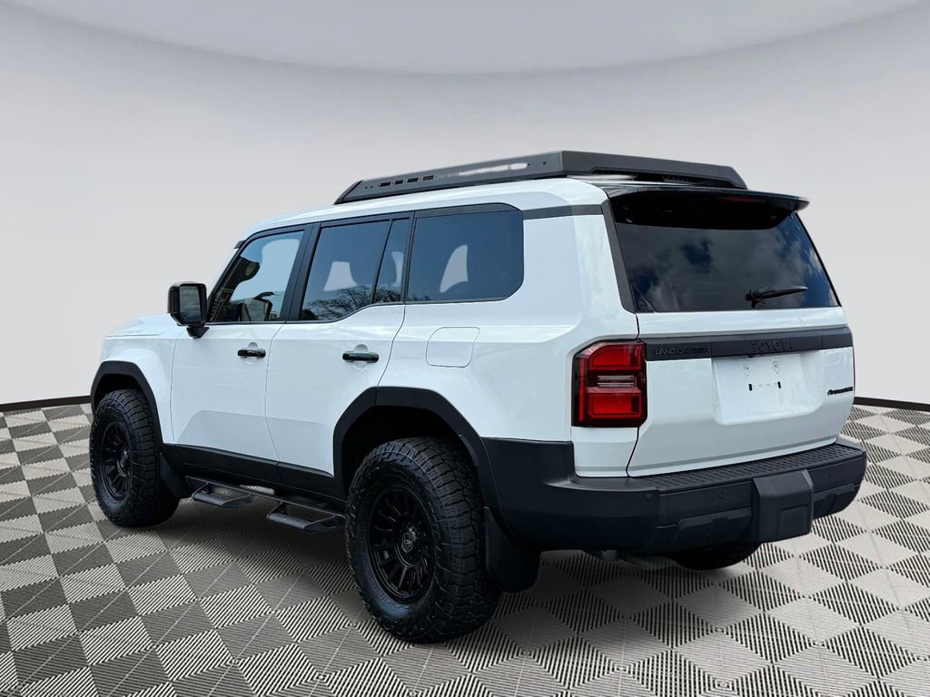 Used 2025 Toyota Land Cruiser 1958 image 4