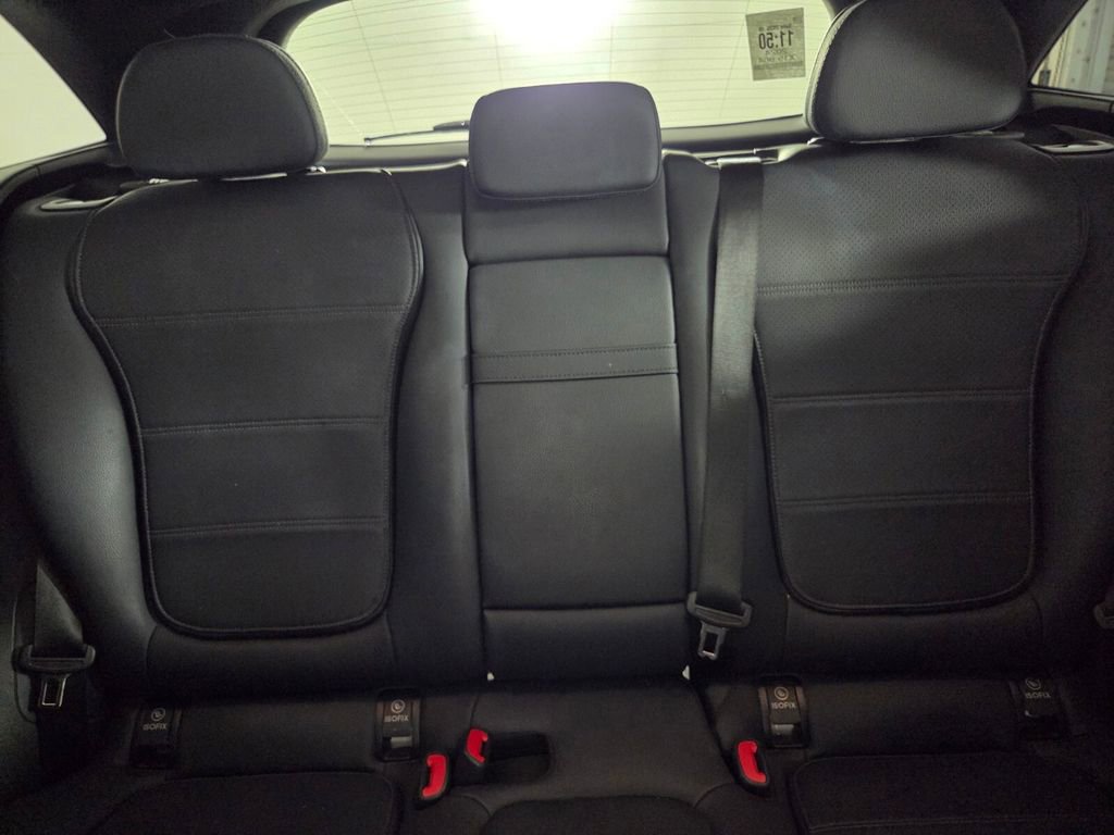 Used 2024 Mercedes-Benz GLC 300 image 24