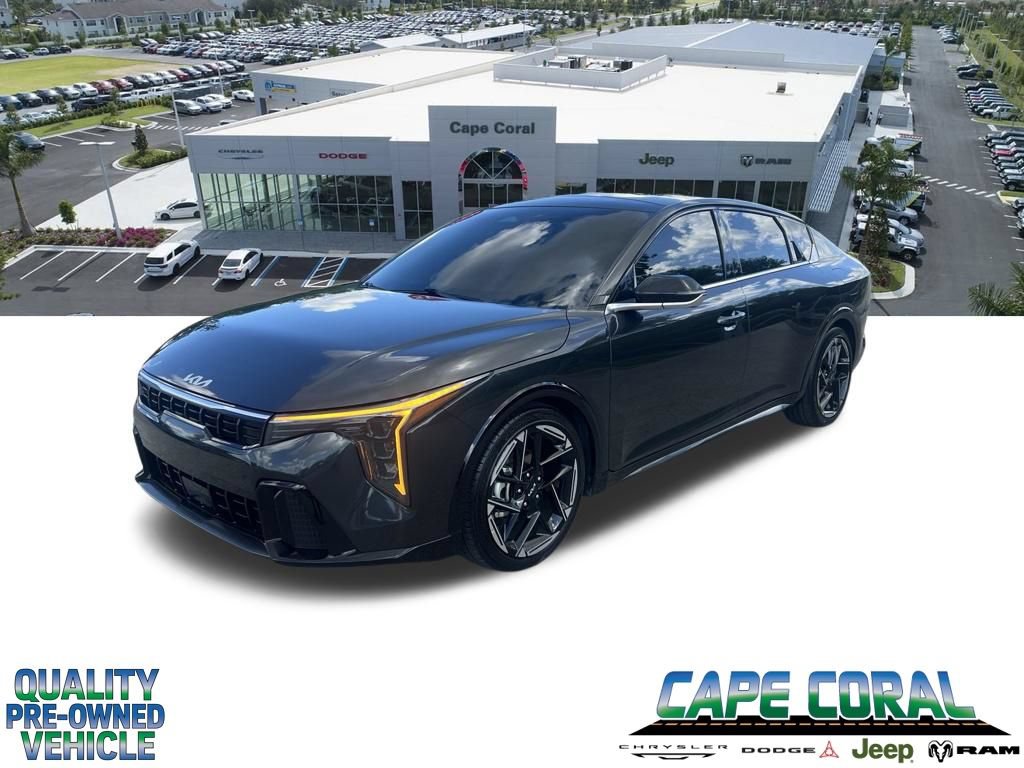 Used 2025 Kia K4 GT-Line w/ GT-Line Premium Package FWD image 1