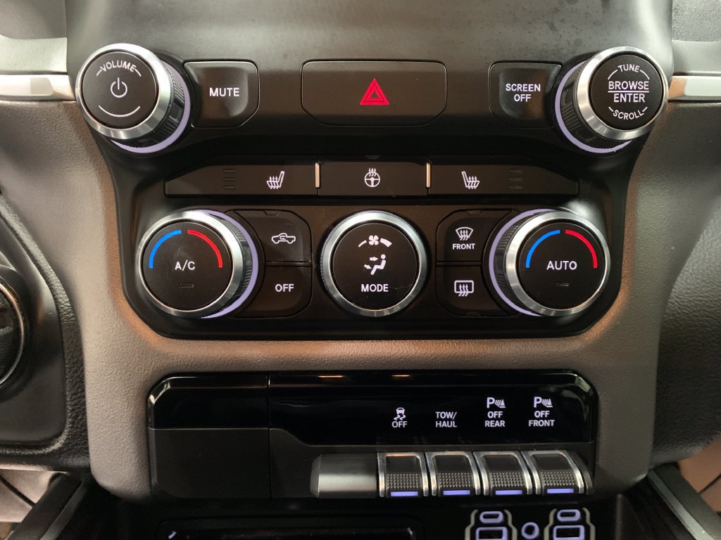 Used 2019 RAM 1500 Big Horn AWD/4WD image 26