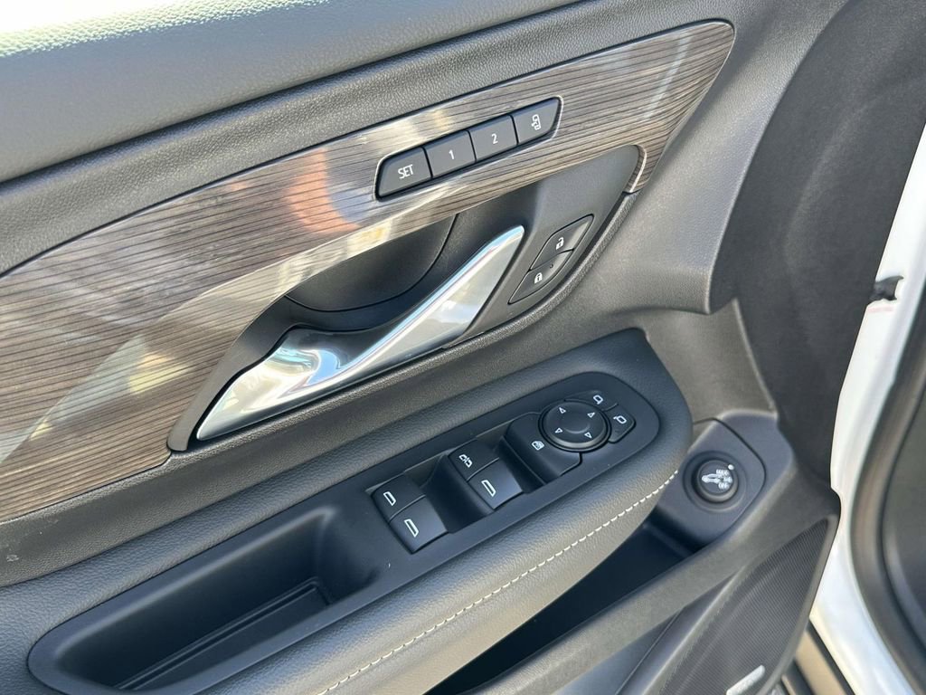 Certified 2024 GMC Terrain Denali w/ Denali Premium Package image 19