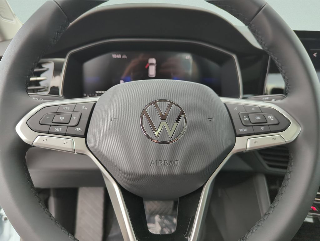 New 2026 Volkswagen Jetta SE FWD image 39