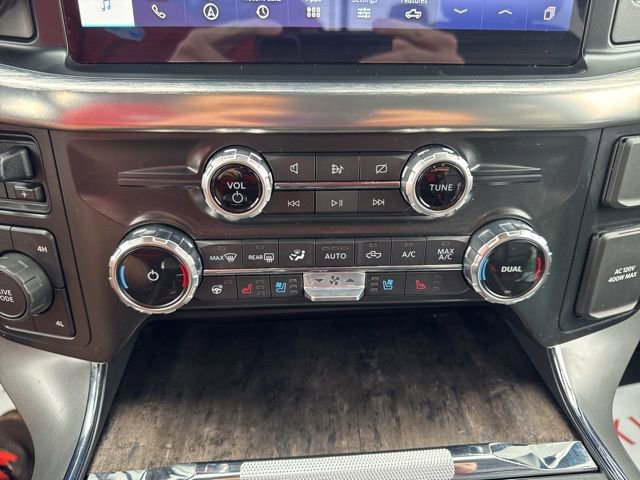 Used 2022 Ford F150 Lariat w/ Equipment Group 502A High image 29