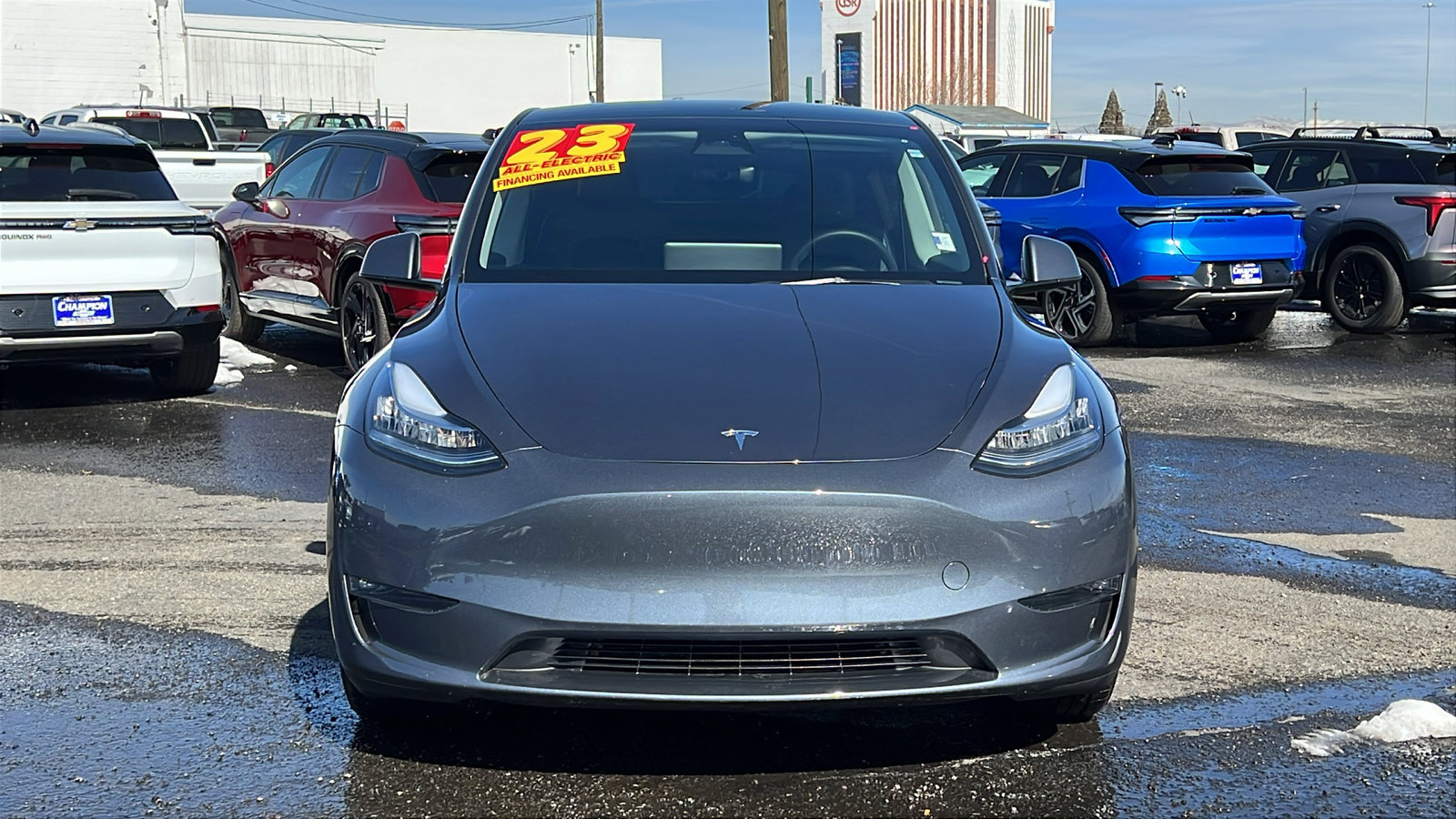 Used 2023 Tesla Model Y Long Range AWD/4WD image 2