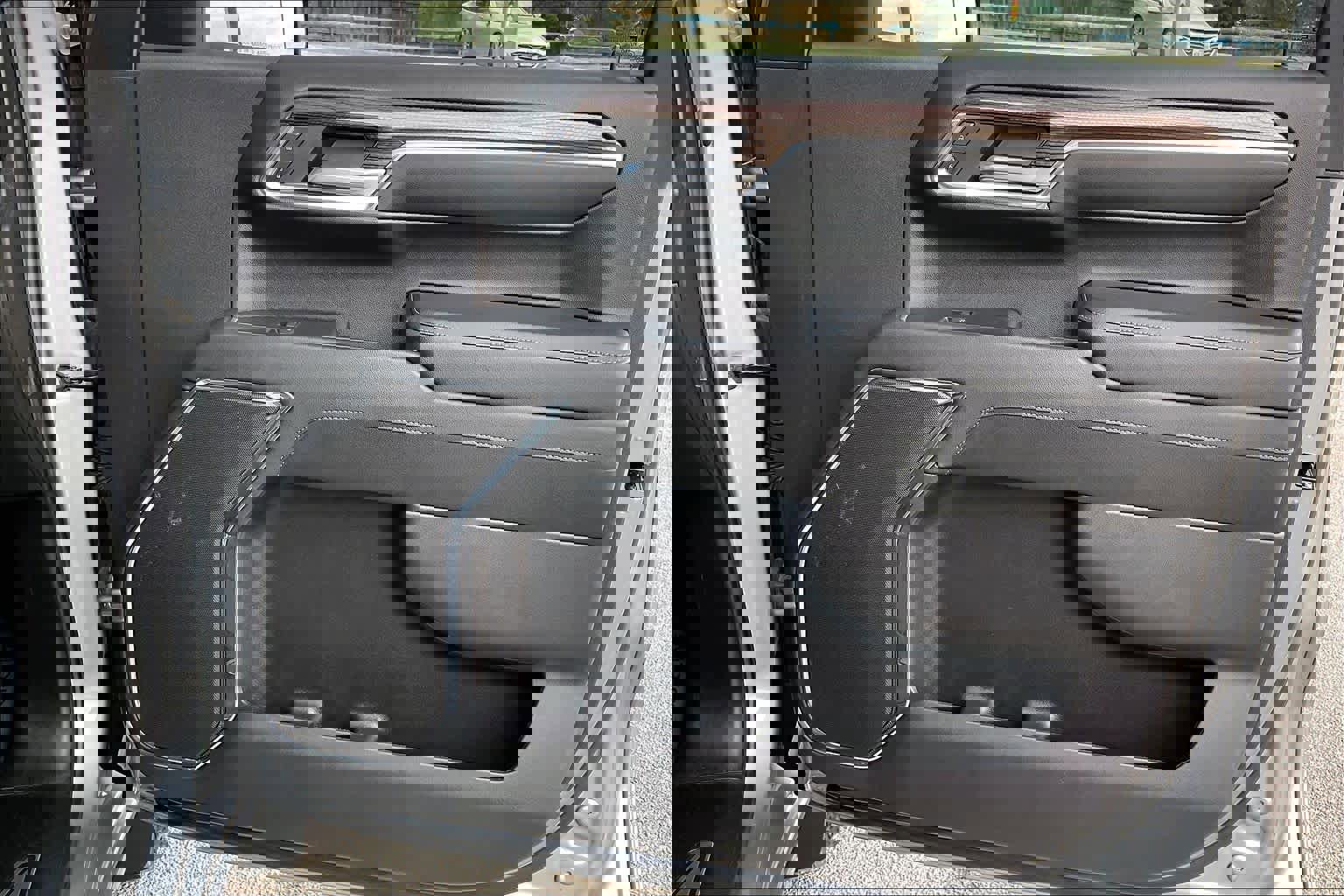 Certified 2024 Chevrolet Silverado 1500 RST image 23