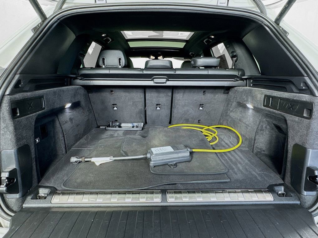 Used 2023 BMW X5 xDrive45e image 28