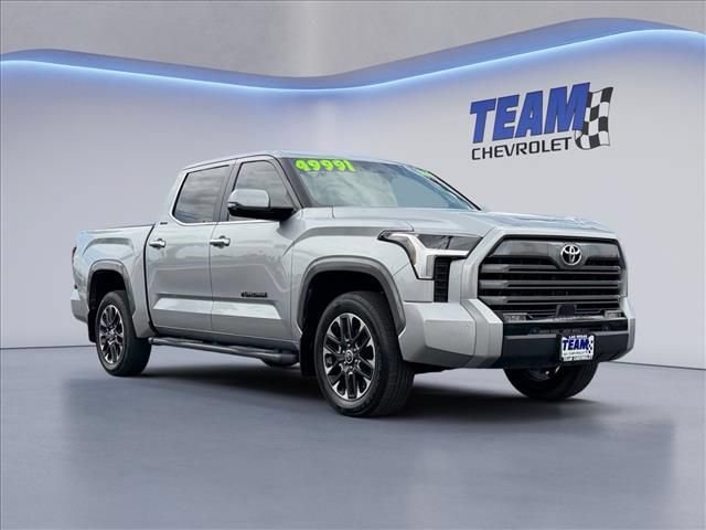 Used 2024 Toyota Tundra Limited w/ Power Package AWD/4WD image 5