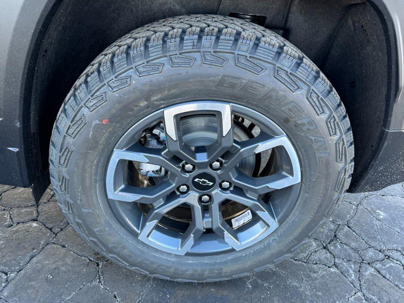 New 2026 Chevrolet Equinox ACTIV FWD image 6