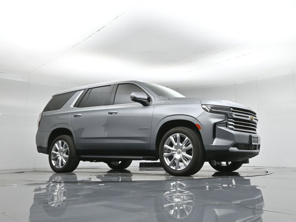 Used 2023 Chevrolet Tahoe High Country image 3