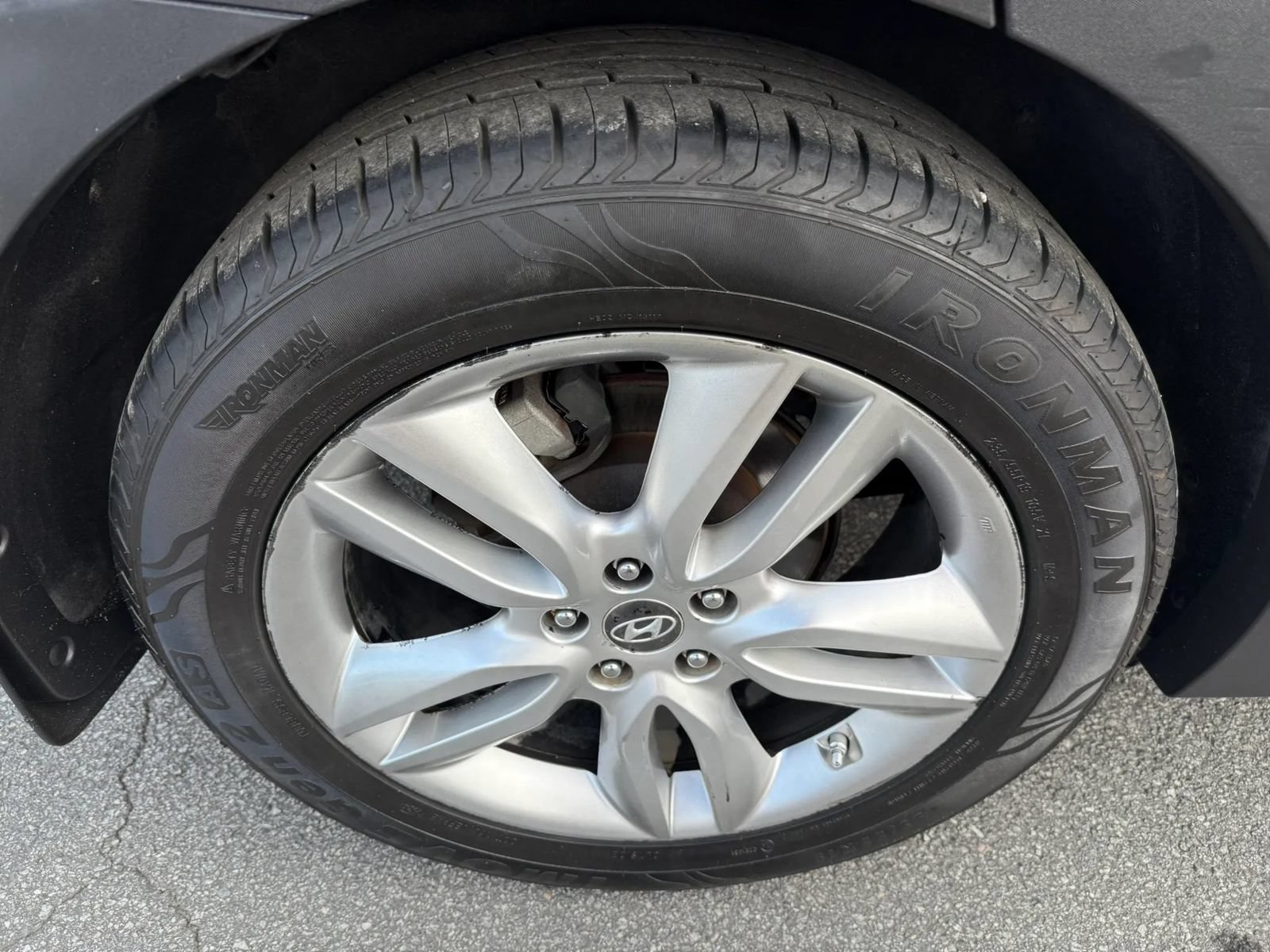 Used 2013 Hyundai Santa Fe Sport 2.0T FWD image 11