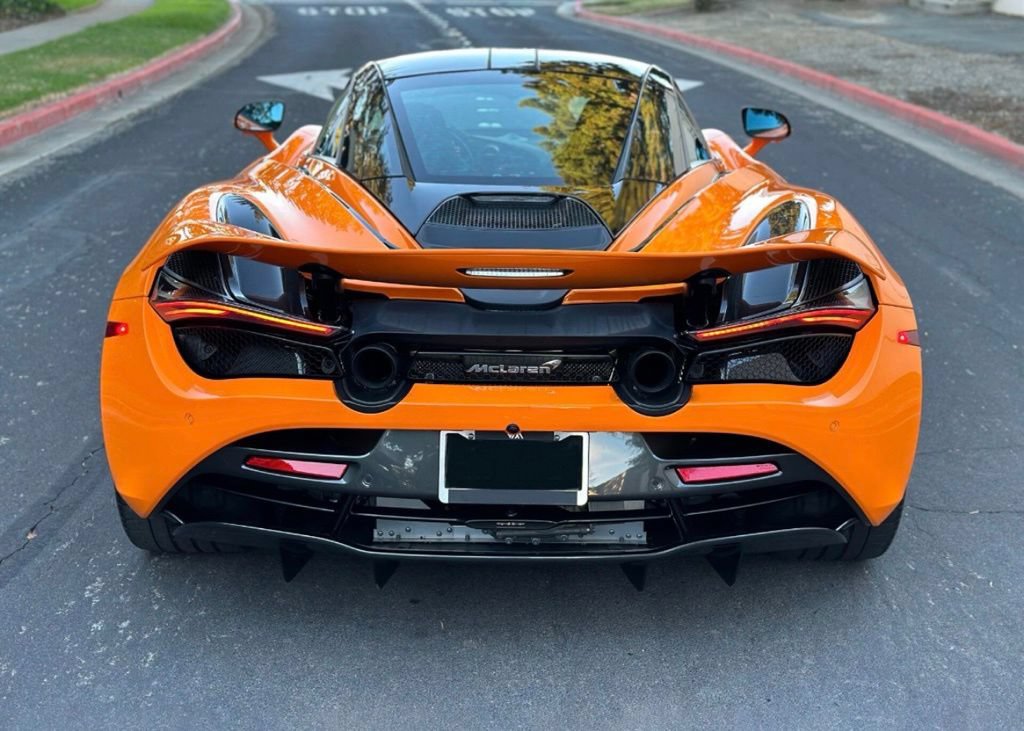 Used 2021 McLaren 720S Performance RWD image 4