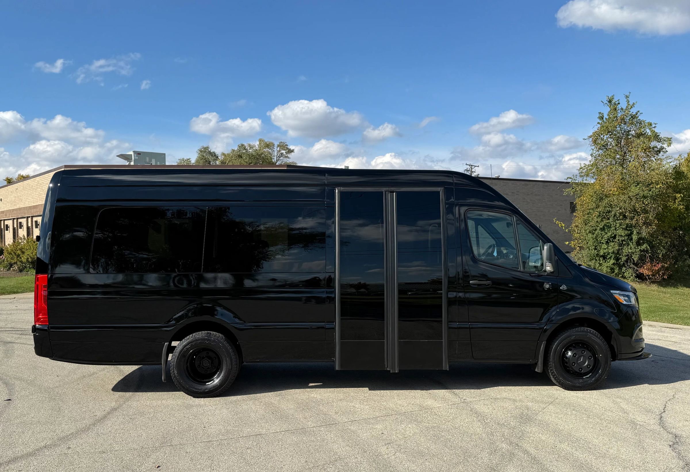 Used 2019 Mercedes-Benz Sprinter 3500 image 9