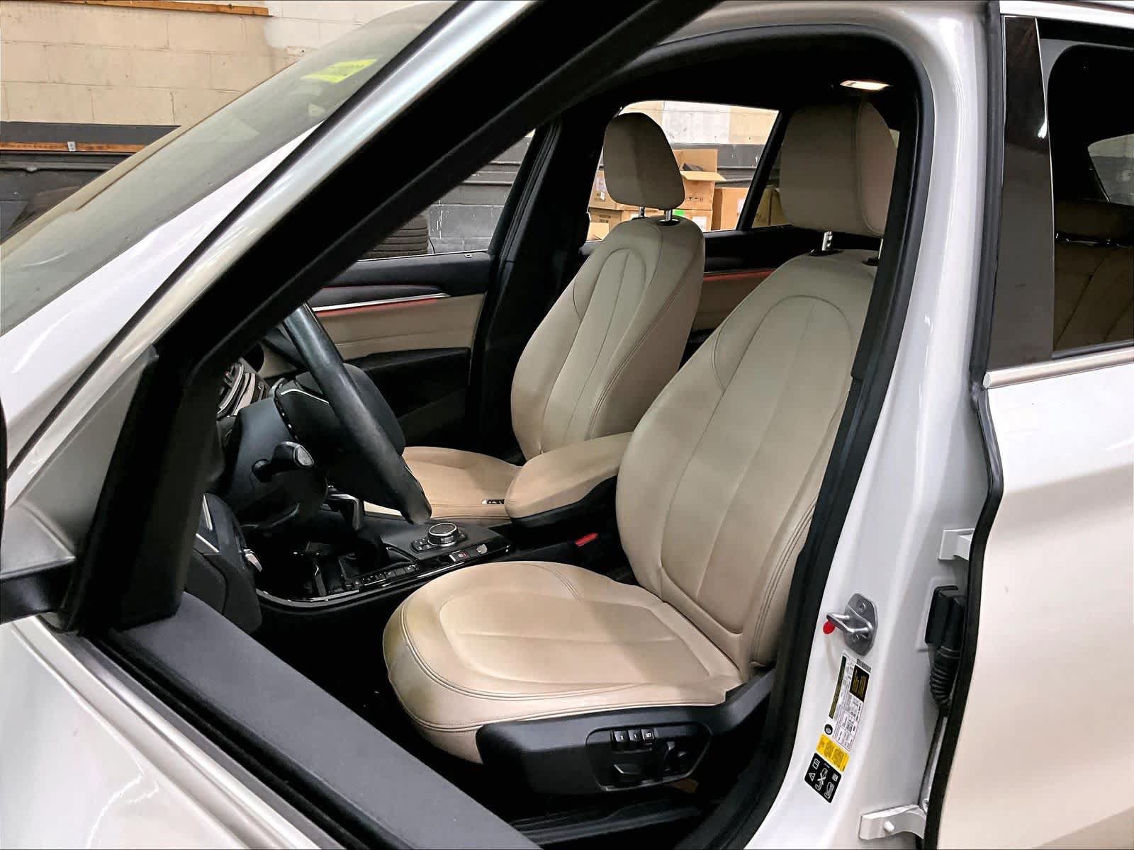 Used 2016 BMW X1 xDrive28i AWD/4WD image 27
