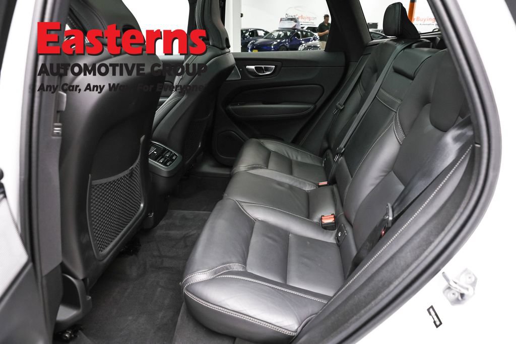 Used 2021 Volvo XC60 T5 Inscription AWD/4WD image 22