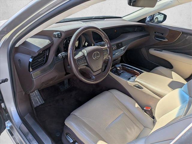 Used 2018 Lexus LS 500 AWD w/ Accessory Package (Z2) image 10