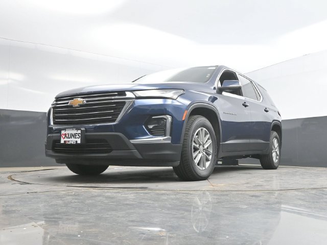 Used 2023 Chevrolet Traverse LT FWD image 46