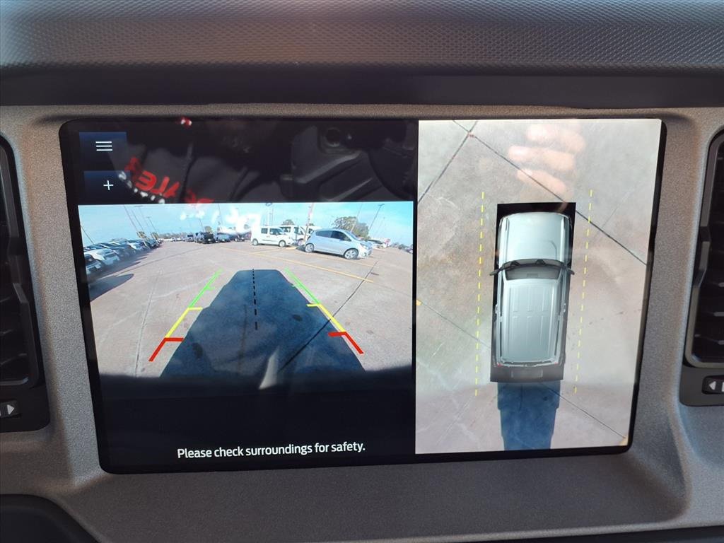 Used 2024 Ford Bronco Outer Banks image 10