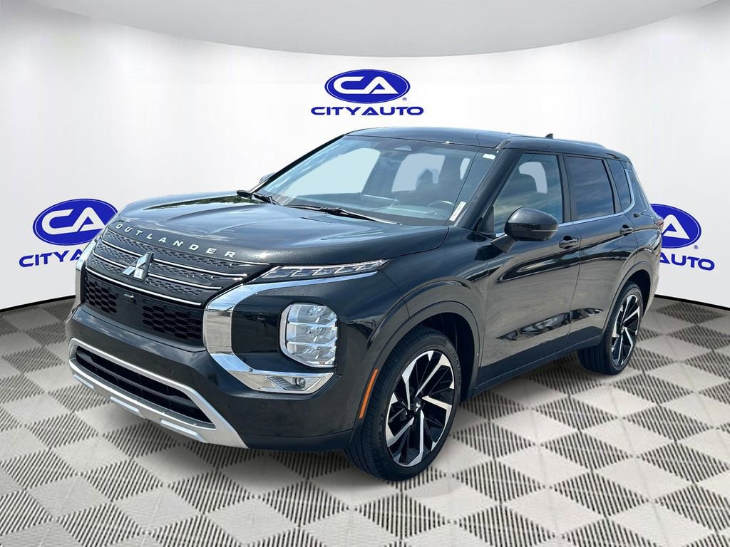 Used 2023 Mitsubishi Outlander SE AWD/4WD image 9