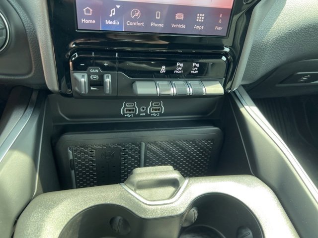 New 2026 RAM 1500 4x4 Crew Cab image 28