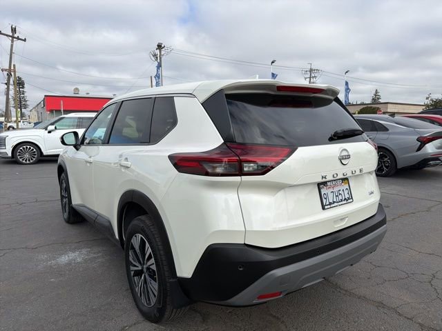 Used 2023 Nissan Rogue SV image 7