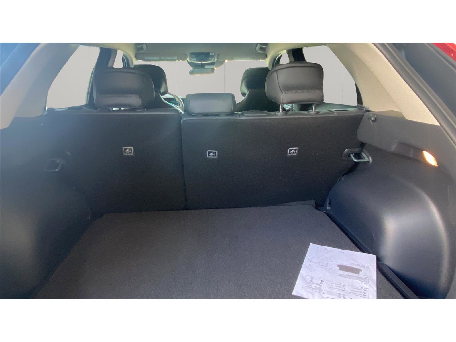 New 2026 Kia Niro EX FWD image 11