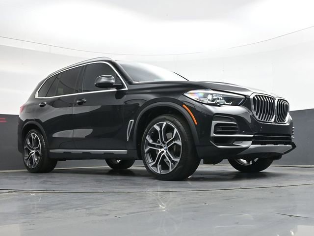Used 2022 BMW X5 xDrive40i w/ Premium Package AWD/4WD image 29