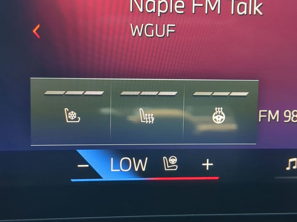 New 2026 BMW 740i w/ Premium Package image 24