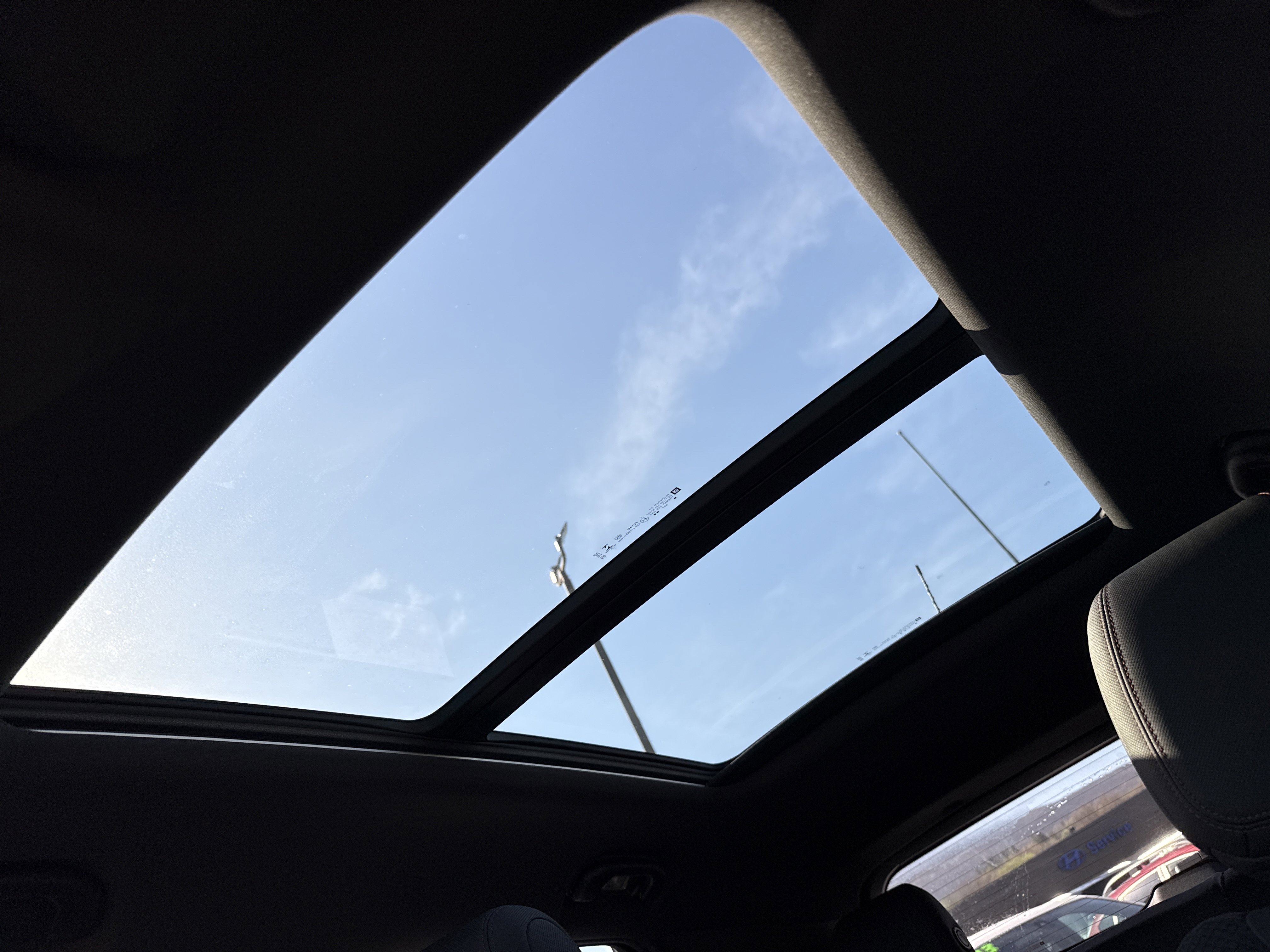 Used 2022 Chevrolet TrailBlazer RS w/ Sun and Liftgate Package image 24