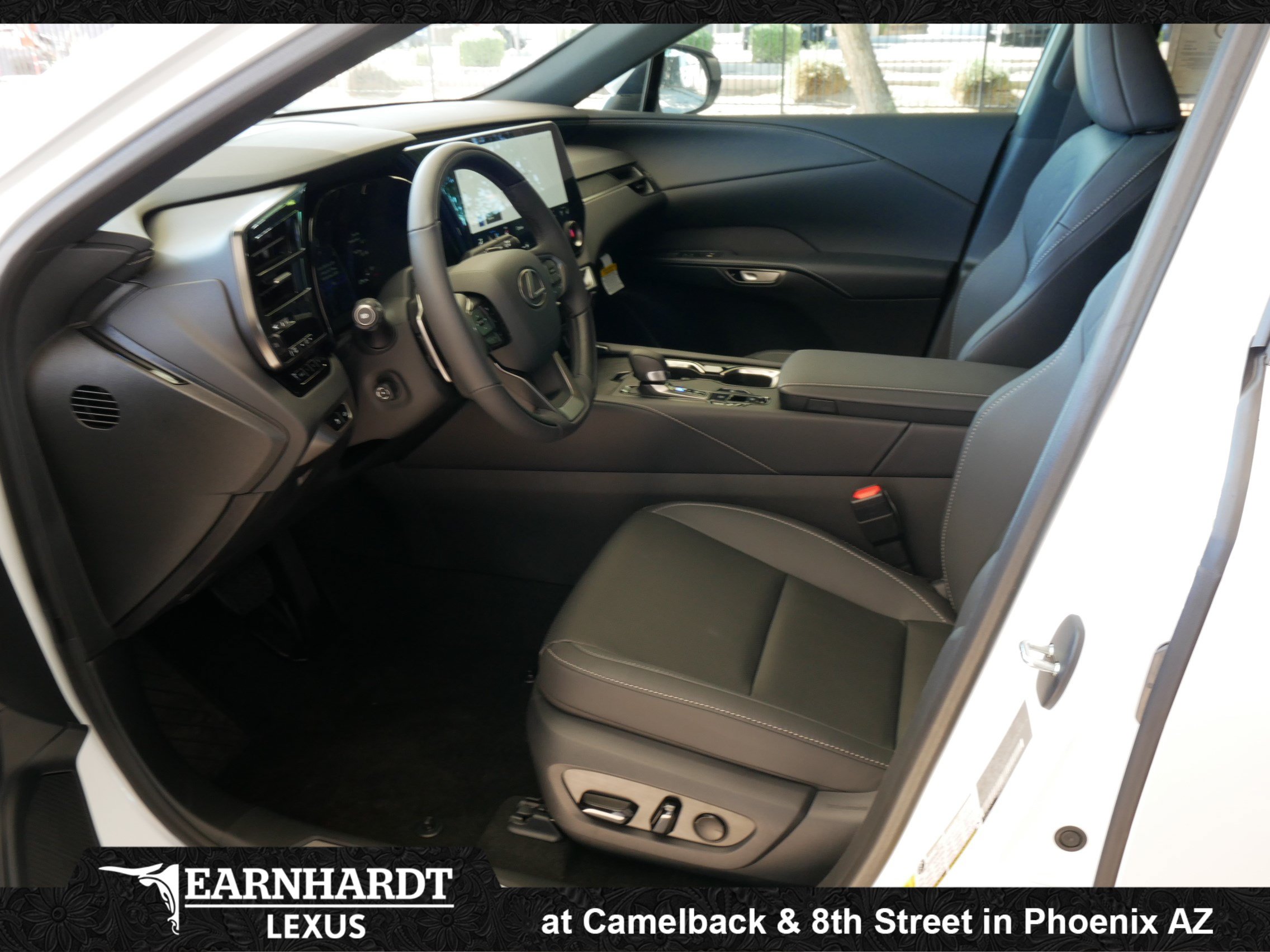 New 2026 Lexus RX 350h w/ Convenience Package AWD/4WD image 4