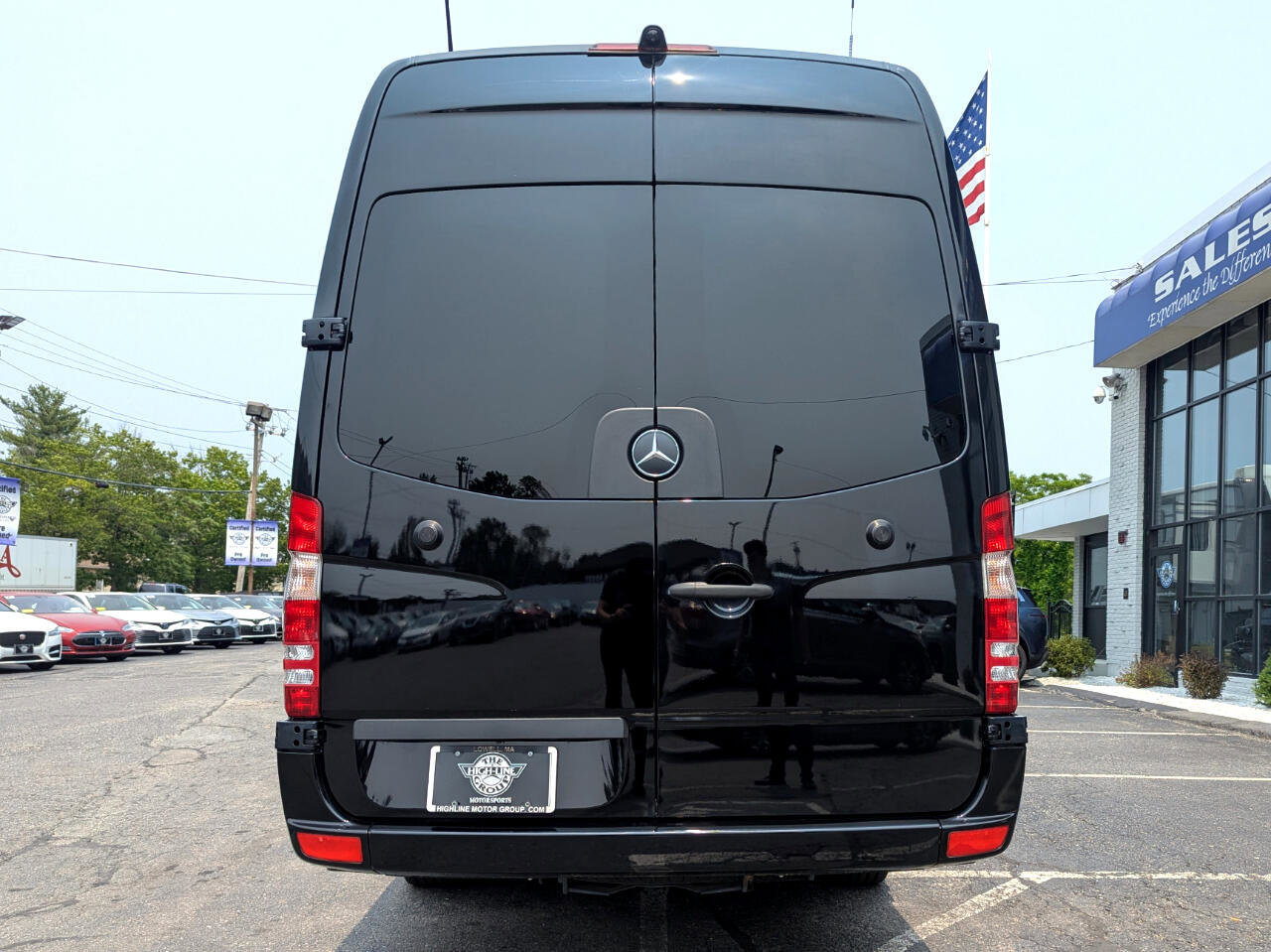 Used 2017 Mercedes-Benz Sprinter 2500 image 8