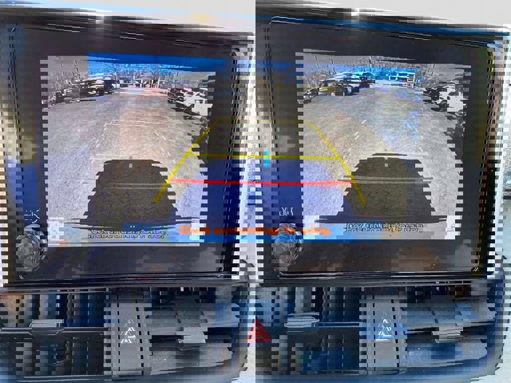 Used 2024 Toyota RAV4 XLE w/ Convenience Package image 13